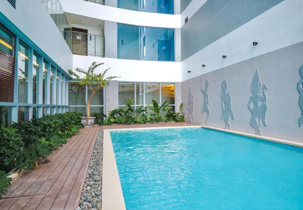 Panorama Sky Blue Nha Trang Aparthotel Exterior foto
